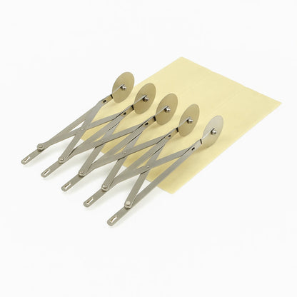 Règle de découpe extensible pour pâte