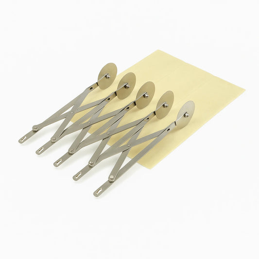 Règle de découpe extensible pour pâte